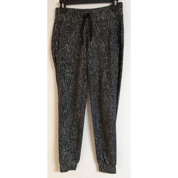 Women's Lululemon Ready To Rulu Pant Running Luon Jacquard Black White Size 4 - Picture 2 of 12